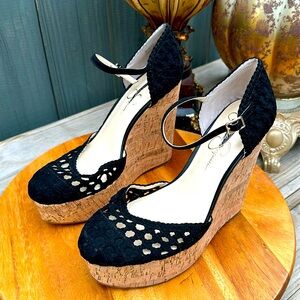 NWT Jessica Simpson Marshela Platform Wedge Sandals Crochet Wicker Black…